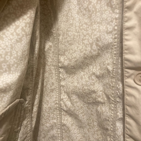 Gap Women’s Jacket - Picture 6 of 9